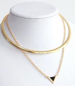 Fashionable Choker Necklace with Gold Pendant