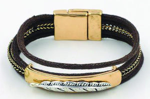 Retro Leather Metal Pendant Magnetic Bracelet - Gold